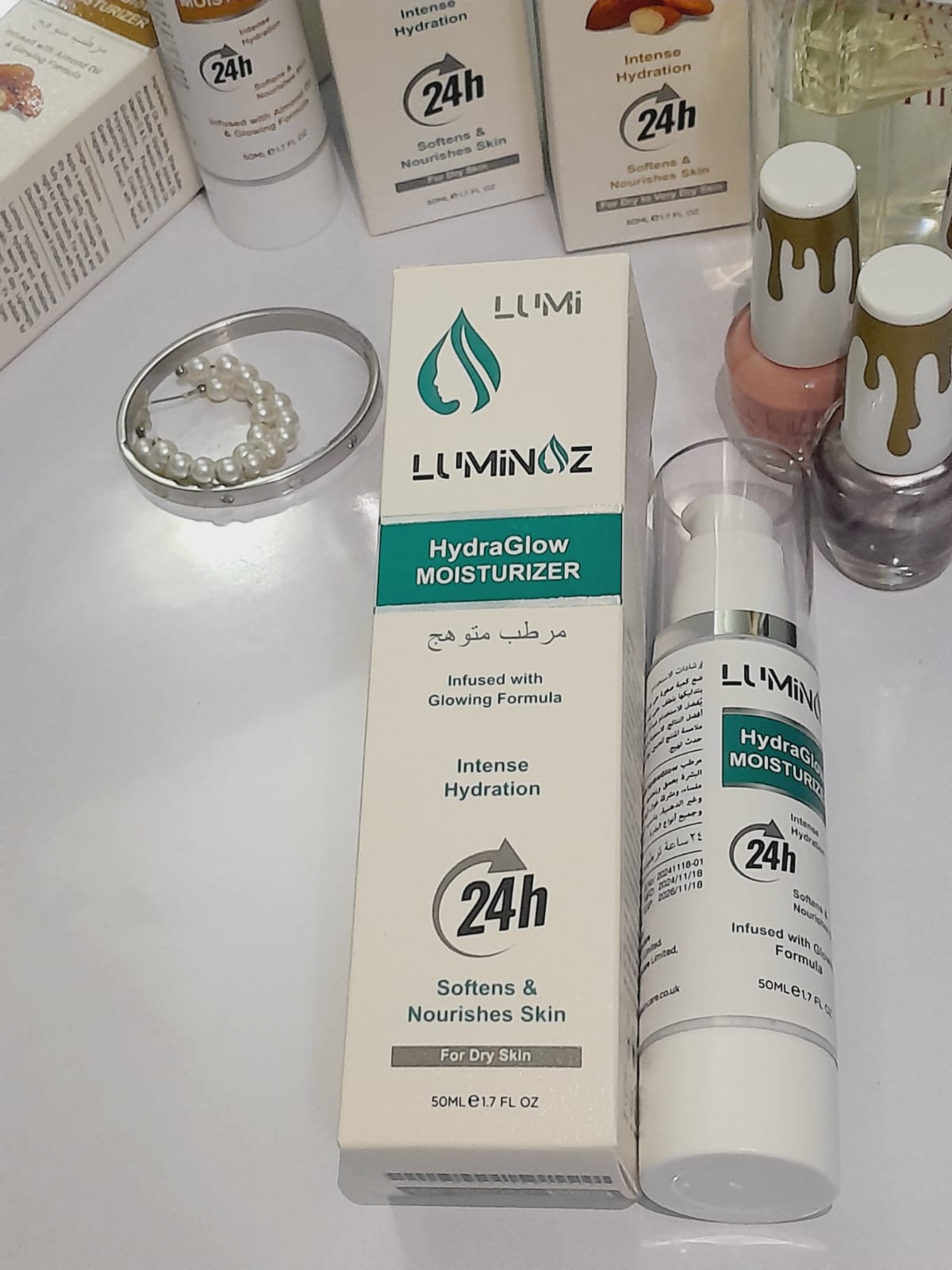Luminoz HydraGlow Moisturizer